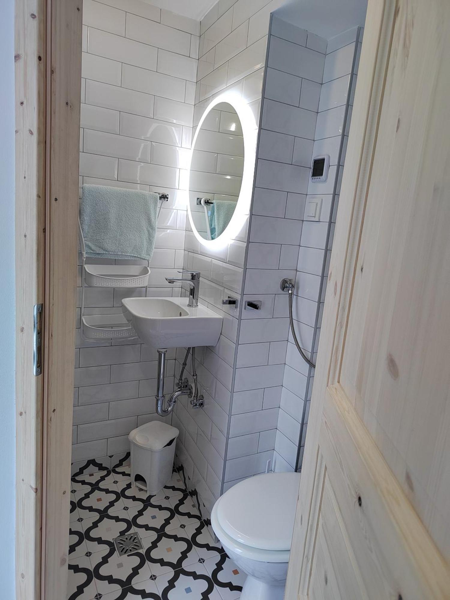 Apartamento Little House In Baska Exterior foto